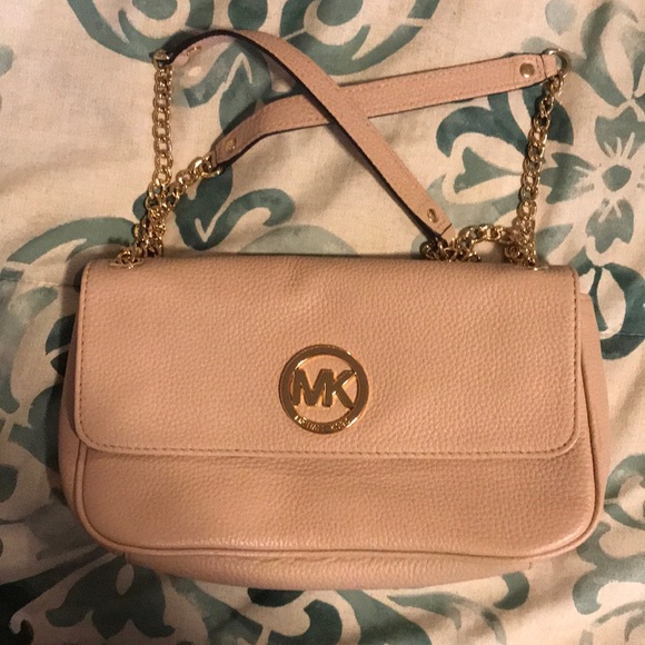 Michael Kors Purse - Picture 1 of 3